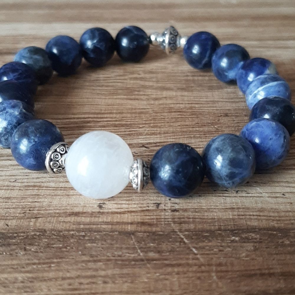 Moonstone & Sodalite Beaded Stretch Bracelet